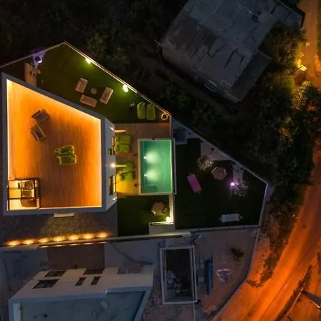 Apartament Boutique Vino & - Infinity Pool - Rooftop - Podstrana