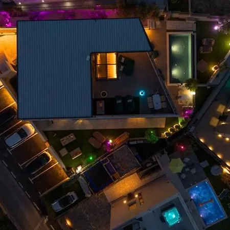 Boutique Vino & - Infinity Pool - Rooftop - Apartament