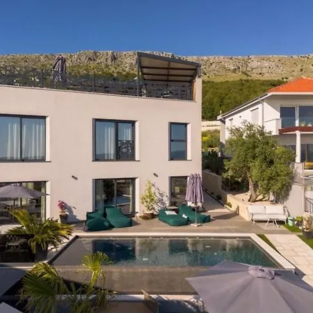 Apartament Boutique Vino & - Infinity Pool - Rooftop -