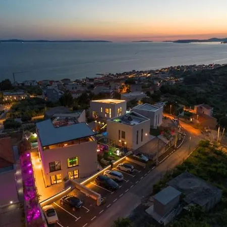 Apartament Boutique Vino & - Infinity Pool - Rooftop -