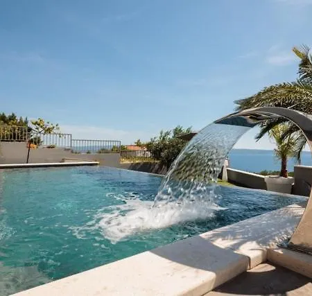 Boutique Vino & - Infinity Pool - Rooftop - Apartament